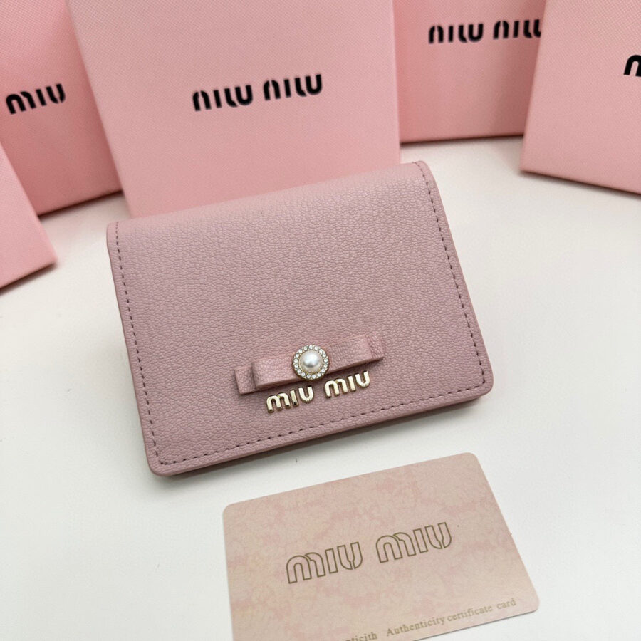 SMALL WALLET 11 IN LIGHT PINK CALFSKIN | Studio Nafay