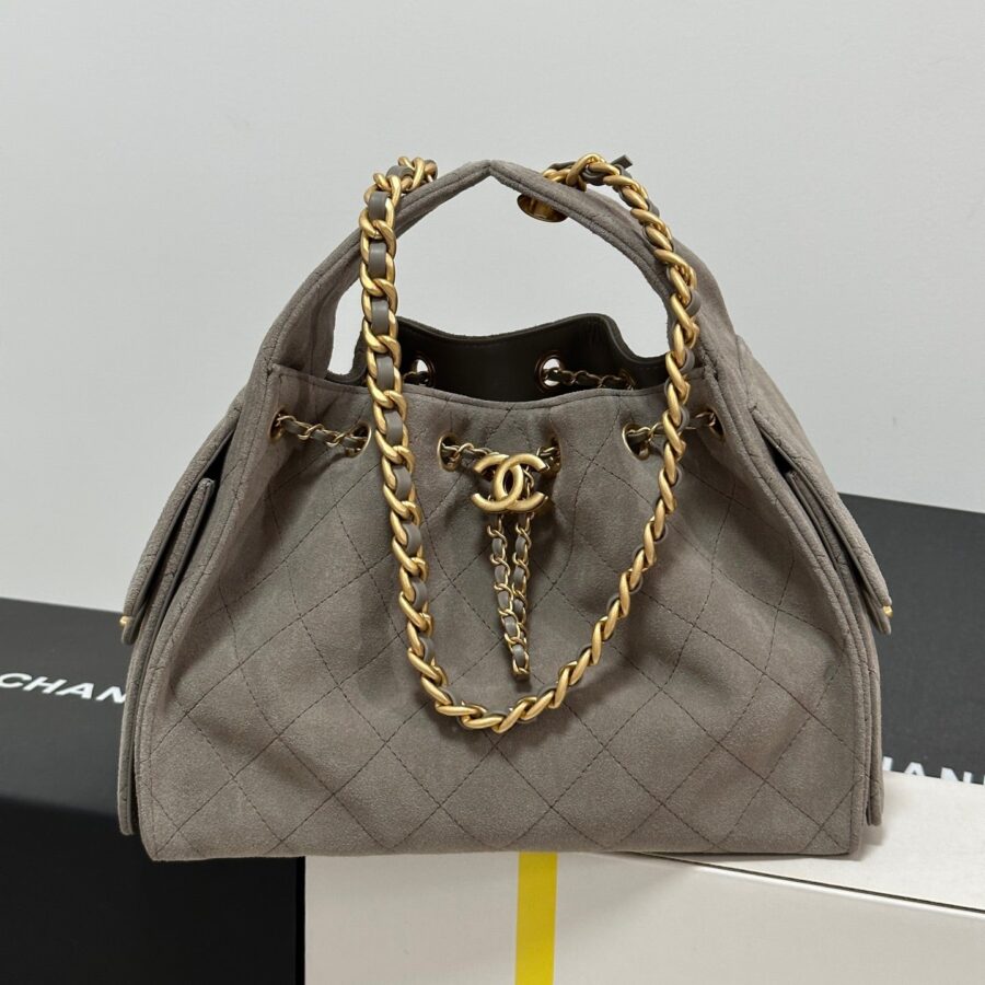 CC 25C Hobo Bags 30cm Warm Grey Suede 243557 | Studio Nafay