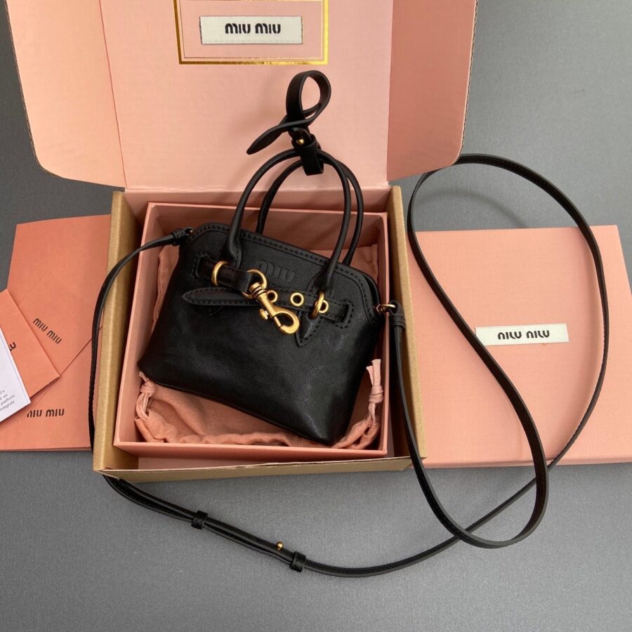 AVENTURE BAG 13 IN BLACK SHINY CALFSKIN | Studio Nafay