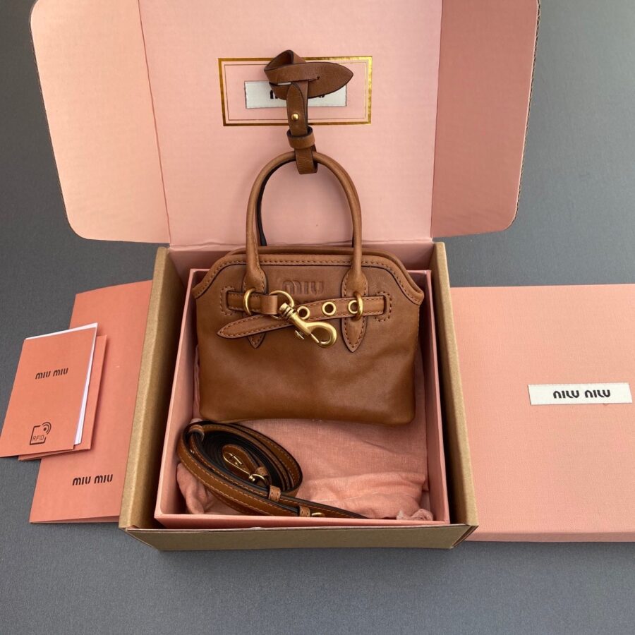 AVENTURE BAG 13 IN SANTA FE BROWN SHINY CALFSKIN | Studio Nafay