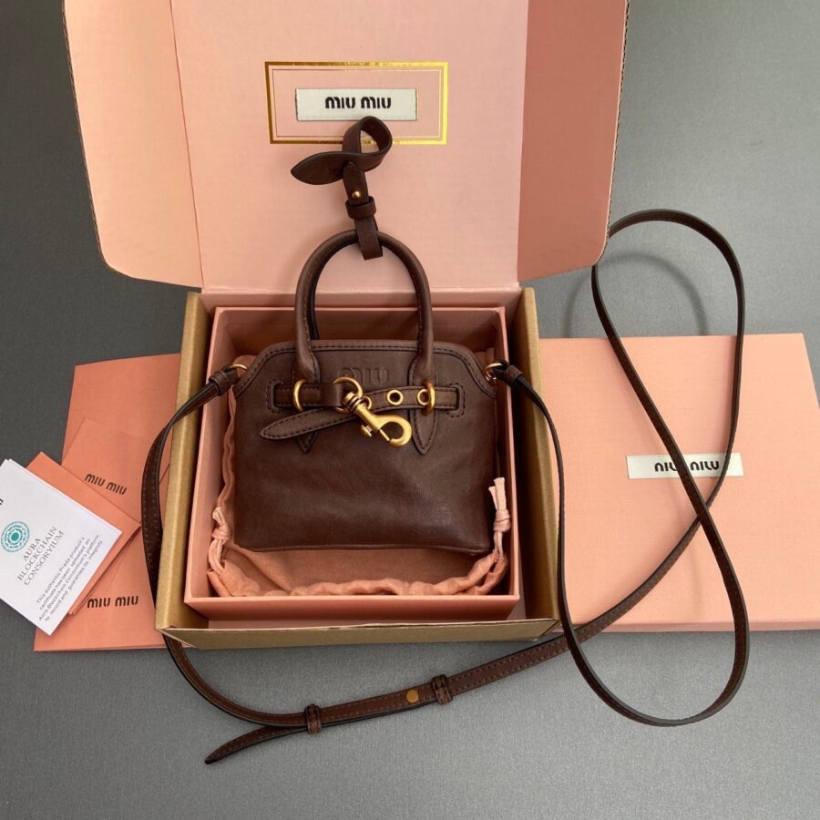 AVENTURE BAG 13 IN CRATER BROWN SHINY CALFSKIN | Studio Nafay