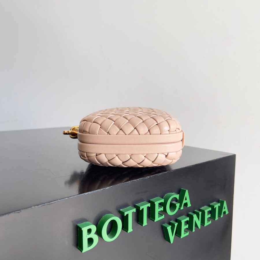 CLASSIC KNOT 20 IN LOTUS LAMBSKIN | Studio Nafay