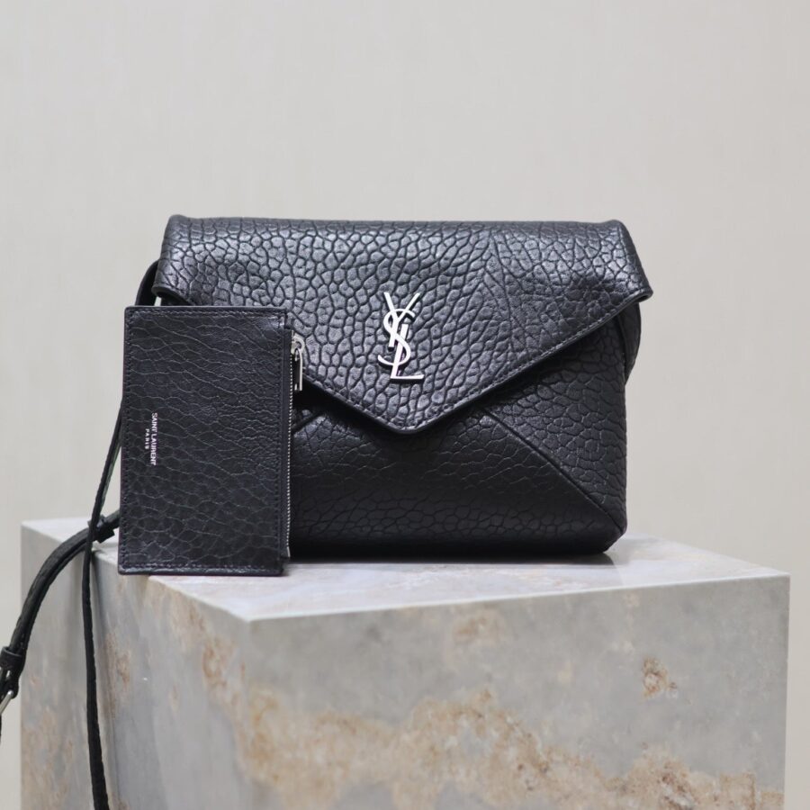 ENVELOPE CHAIN BAG 23 IN BLACK ELEPHANT TEXTURE LAMBSKIN SILVER LOGO | Studio Nafay