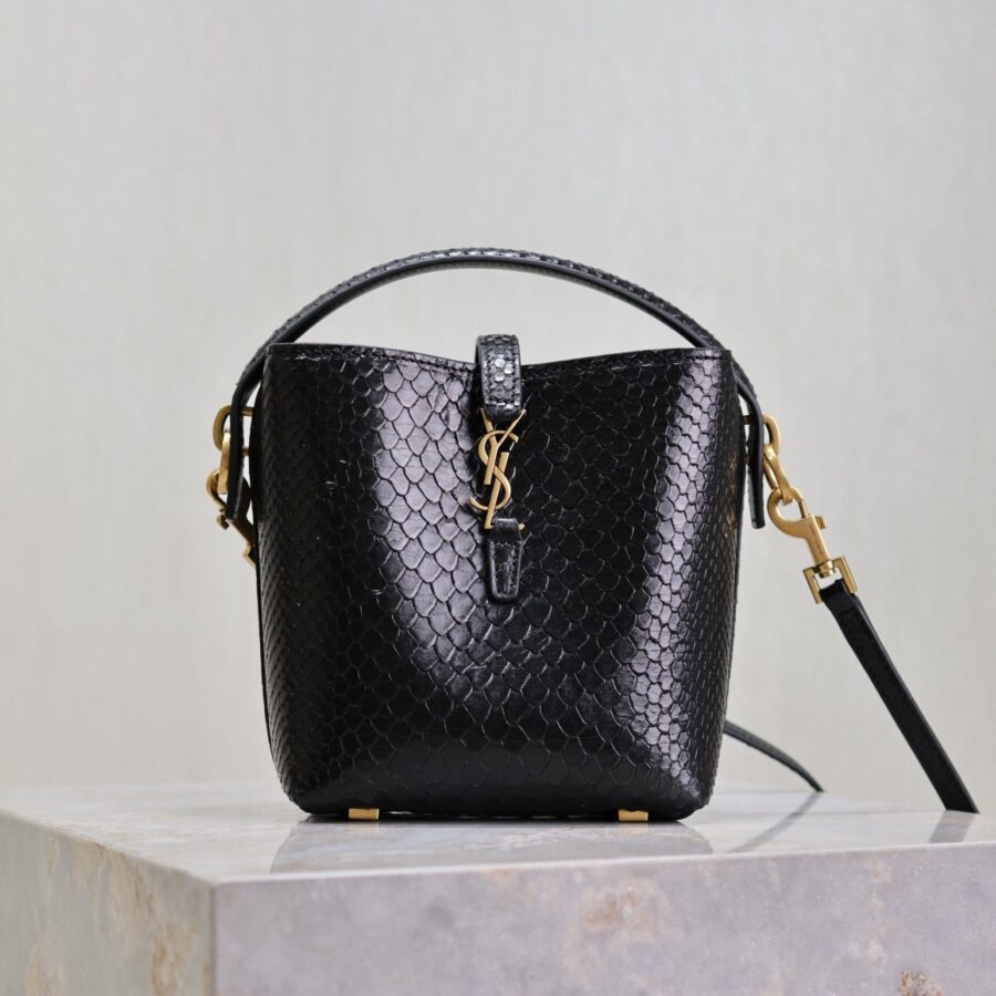 LE 37 MINI BAG 15 IN BLACK SNAKE PATTERN CALFSKIN | Studio Nafay
