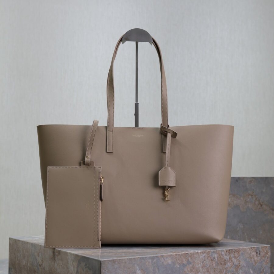 SHOPPING TOTE BAG 38 IN LIGHT BROWN CALFSKIN | Studio Nafay