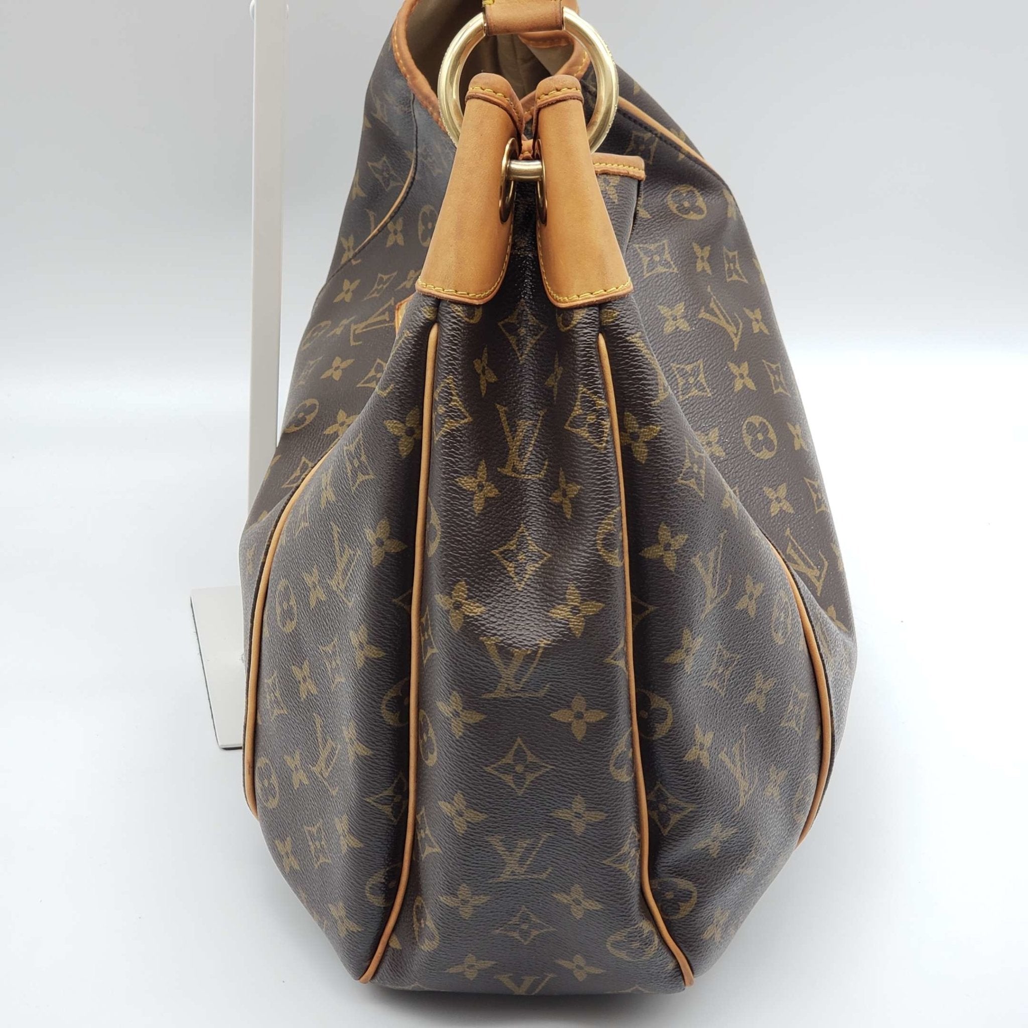 Louis Vuitton Galliera GM Monogram Hobo Bag - Product Image 2