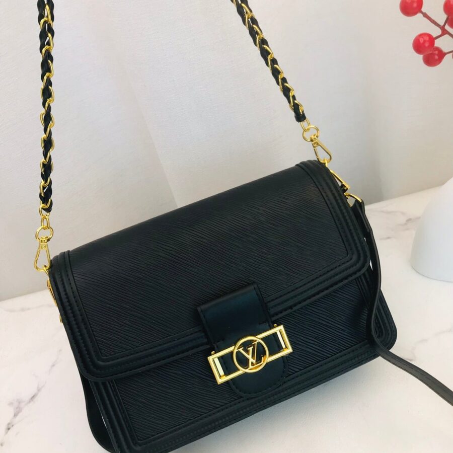 Louis vuitton handbag | Studio Nafay