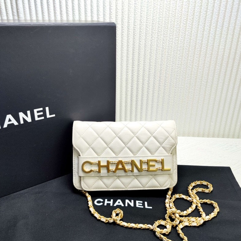 Chanel WOC Wallet On Chain White Leather Quilted Small Bag | Studio Nafay