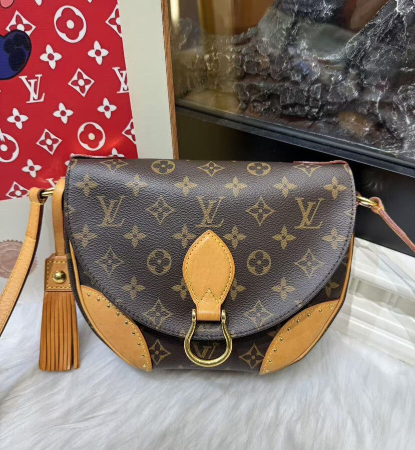 Louis Vuitton Monogram Canvas Crossbody Bag Brown Medium | Studio Nafay
