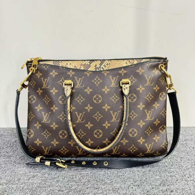 Louis Vuitton Pallas Monogram Brown Handbag