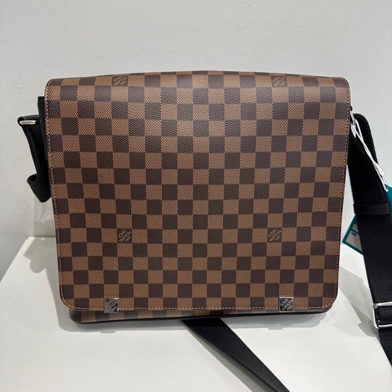 Louis Vuitton Damier Ebene Broadway Messenger Bag Brown Crossbody | Studio Nafay