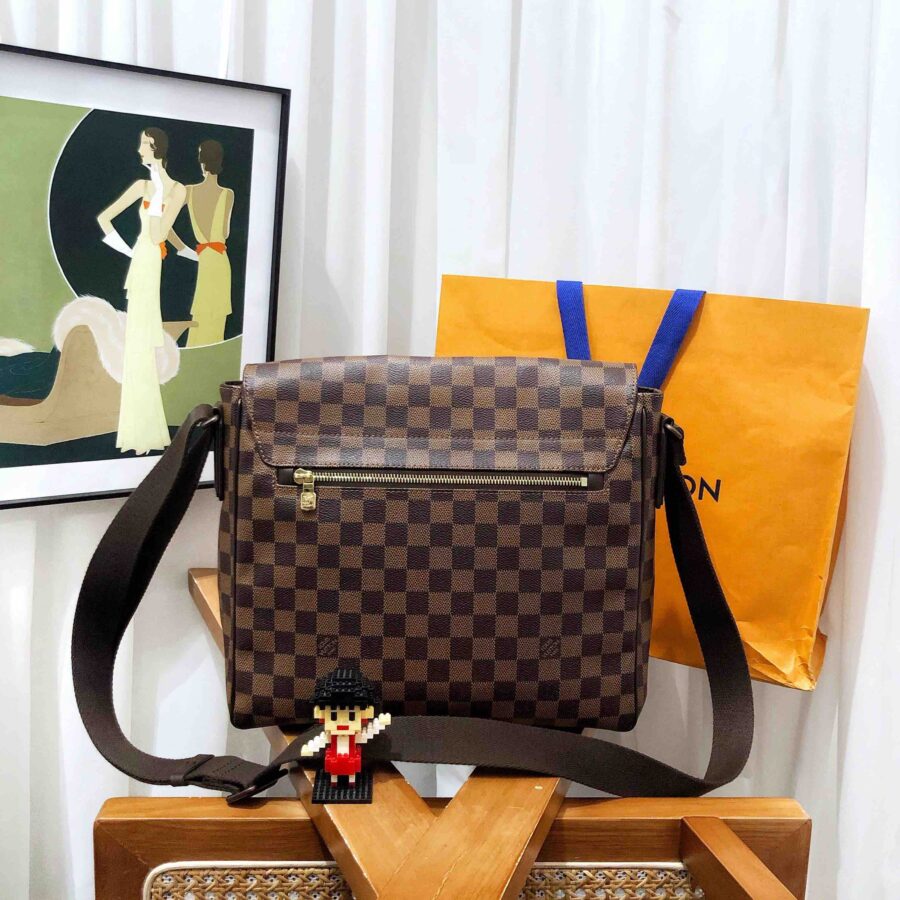 Louis Vuitton Damier Ebene Broadway Messenger Brown Shoulder Bag | Studio Nafay