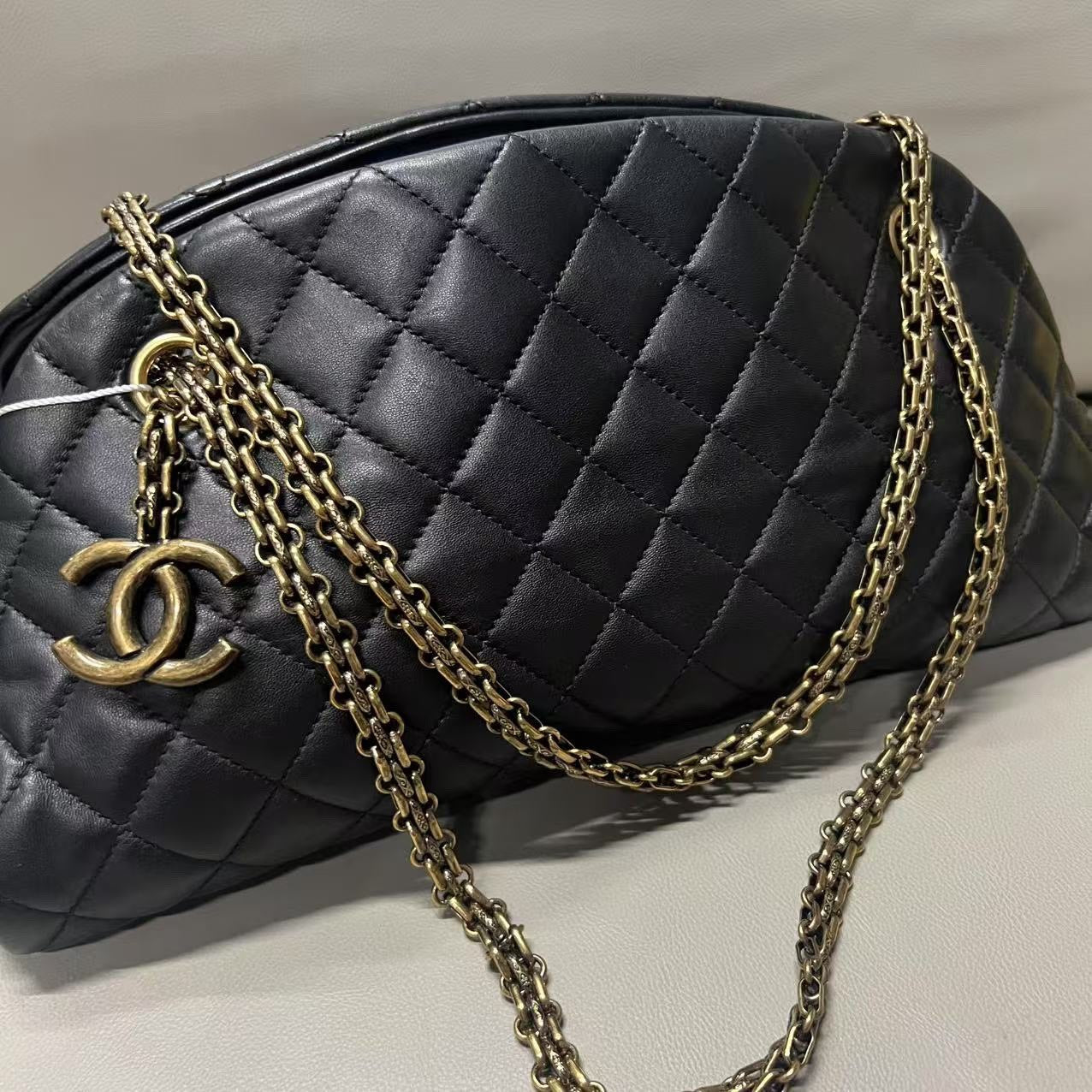 Chanel Quilted Bowling Bag Black Leather – Shoulder Bag