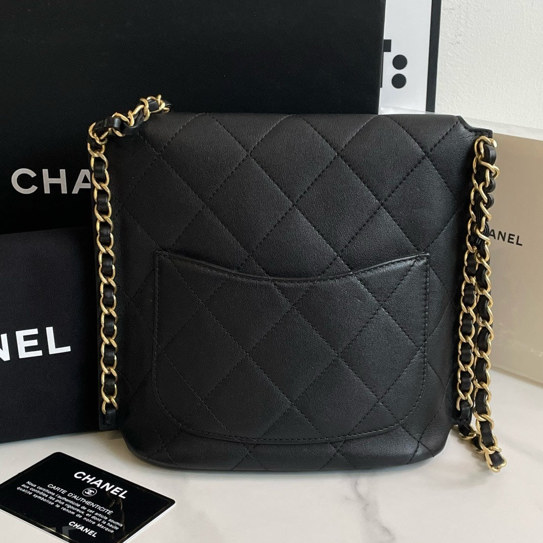 Chanel Small Un?? Shoulder Bag - Product Image 2