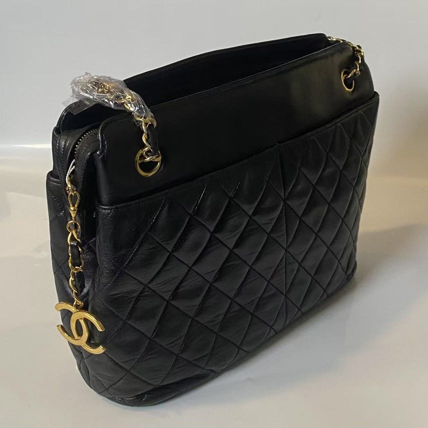 Chanel Leather Quilted Black Shoulder Bag 16