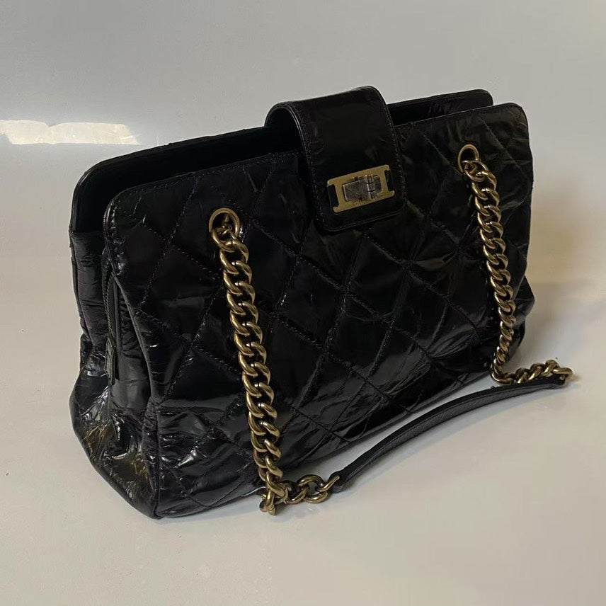 Chanel Quilted Black Shoulder Bag 4 | Studio Nafay