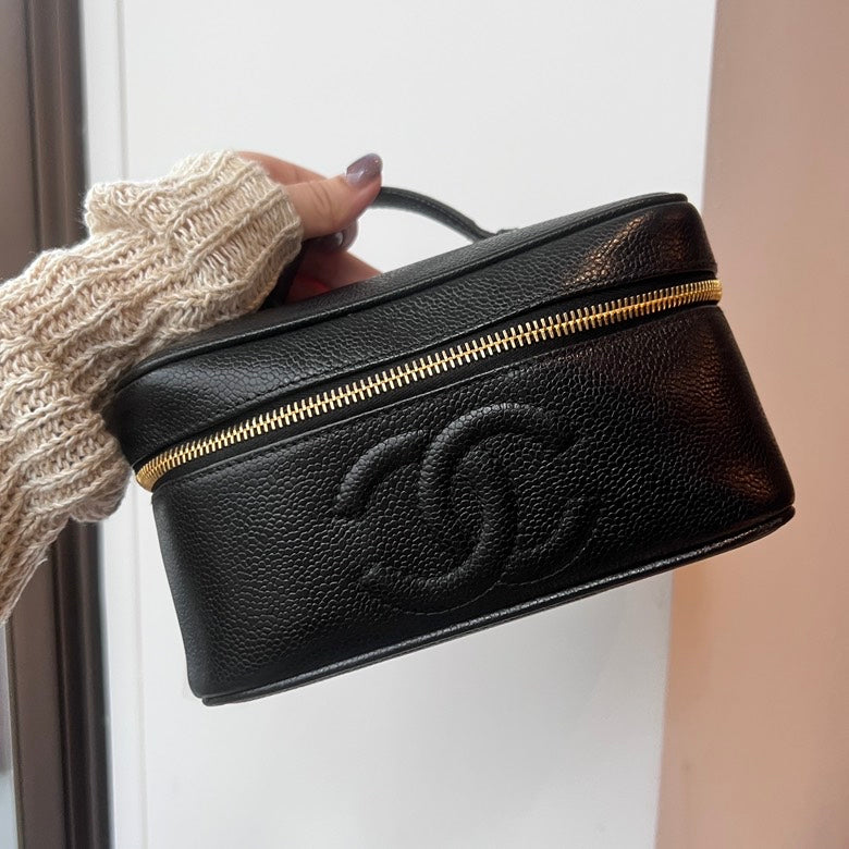 Chanel Caviar Leather Cosmetic Bag Black | Studio Nafay