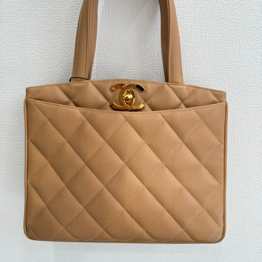 Chanel Leather Caviar Coco Handbag | Studio Nafay