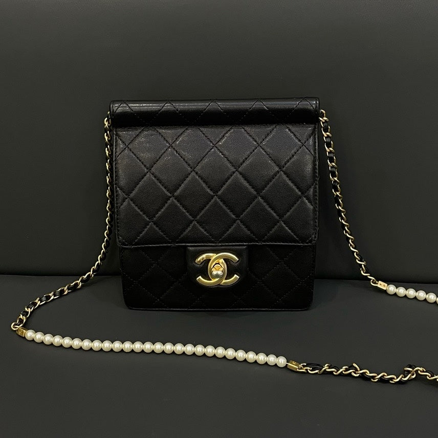 Chanel Leather Quilted Black Crossbody 3 | Studio Nafay