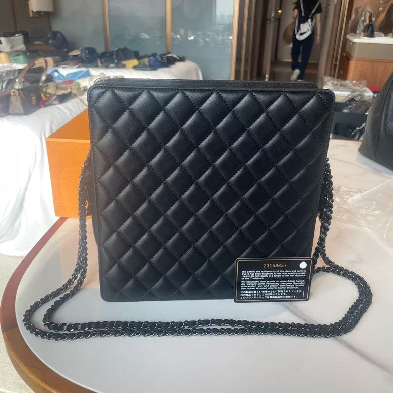 Chanel HY Quilted Crossbody Bag in Black Leather