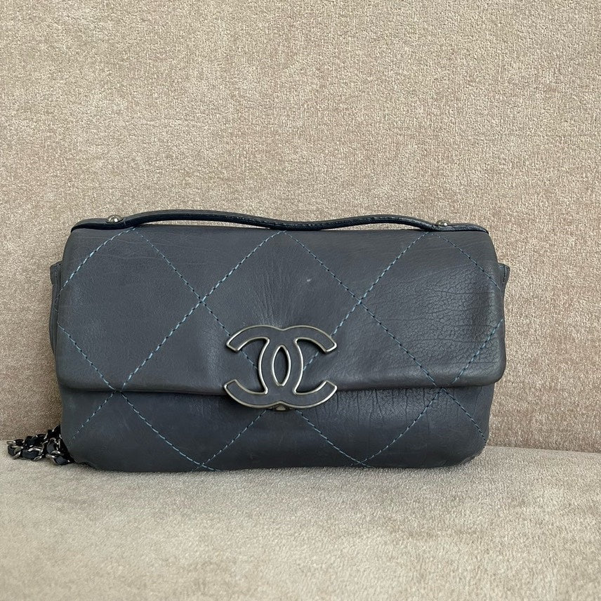 Chanel Leather Quilted Gray Shoulder Bag | Studio Nafay