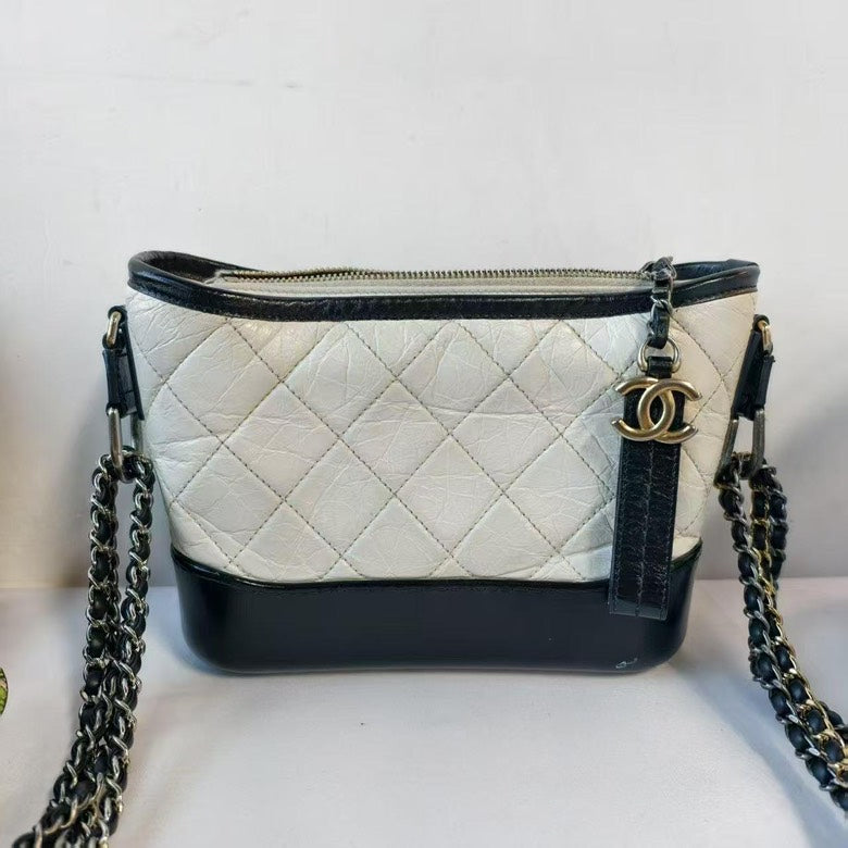 Chanel Leather Quilted White Shoulder Bag 3