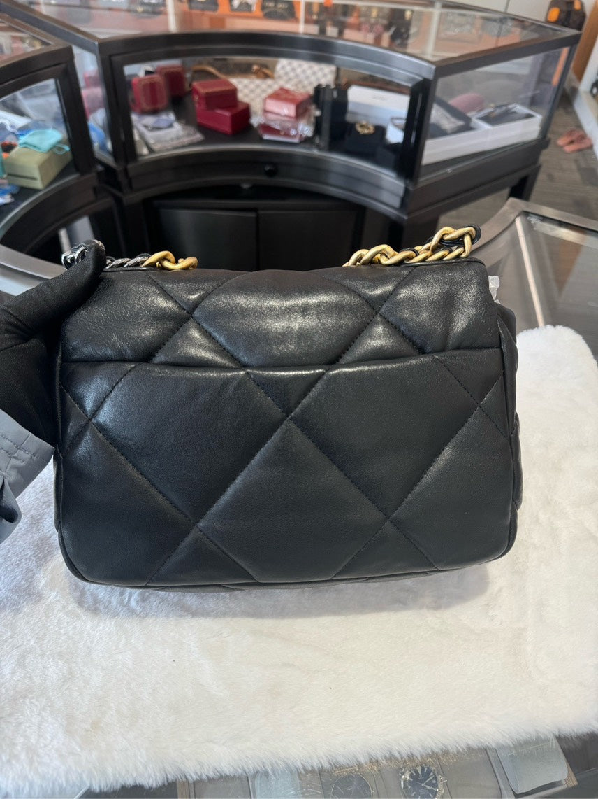 Chanel Chanel19 Microchips Handbag - Product Image 2