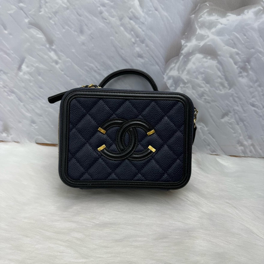 Chanel Leather Quilted Black Crossbody 5 | Studio Nafay