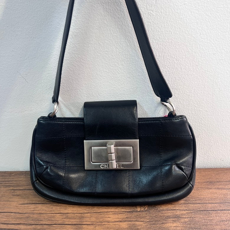 Chanel Leather Shoulder Bag Luxury Designer Handbag