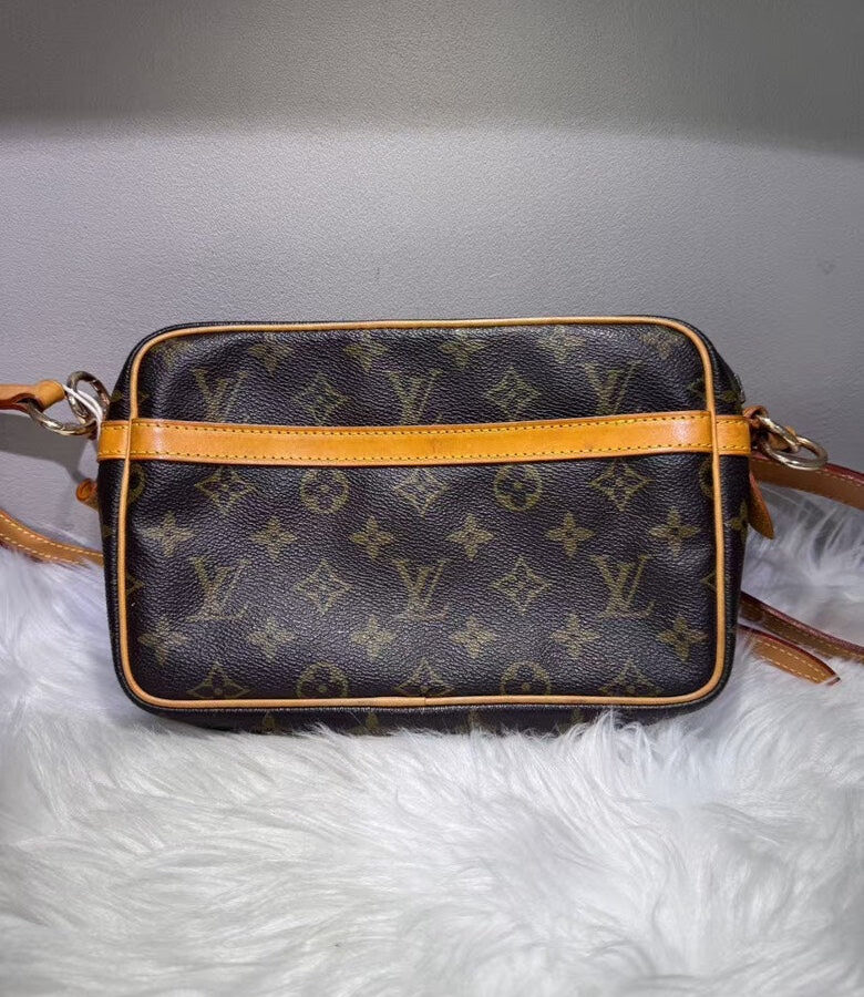 LOUIS VUITTON Monogram Canvas Reporter Brown Crossbody Bag | Studio Nafay