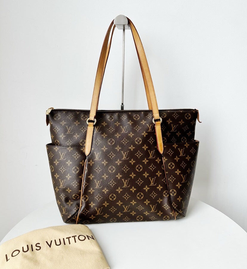Louis Vuitton Totally GM Bag 33x41x30cm | Studio Nafay